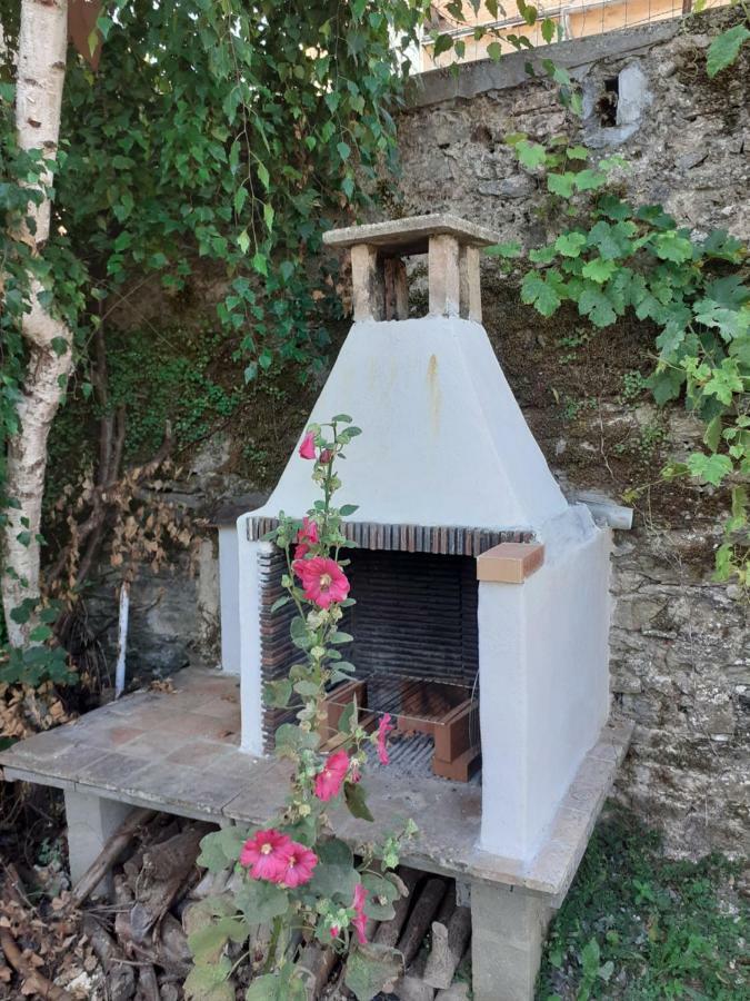 Апартаменты Le Refuge Des Alpes Mancelles Френе-сюр-Сарт Экстерьер фото